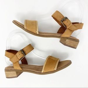 Toms Camilia Low Heel Tan Leather Sandals Sz 8
